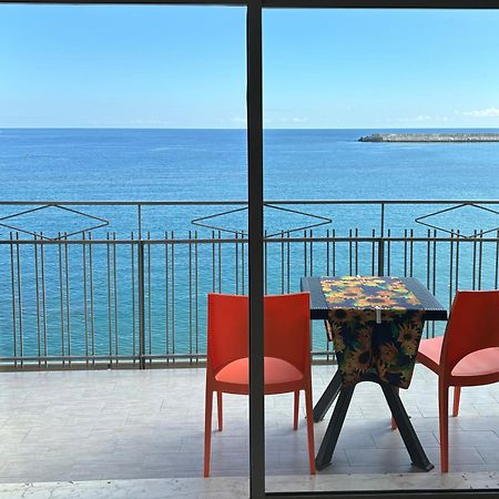 La Mansarda Apartment Giardini Naxos Exterior photo